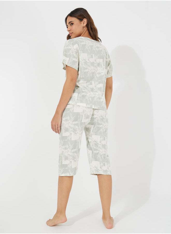 Styli All Over Print T-Shirt & Capri Pyjama Set  - Image 4