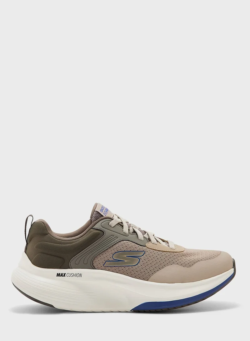 SKECHERS Go Walk Max Walker