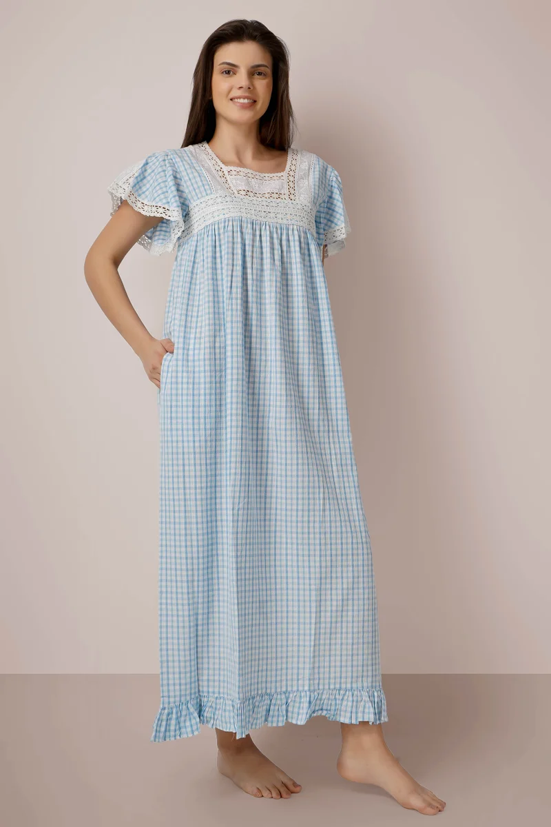 افتر دارك أساي، قميص نوم