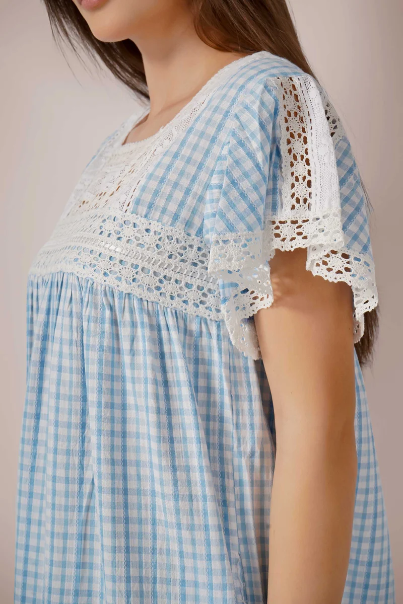 افتر دارك أساي، قميص نوم