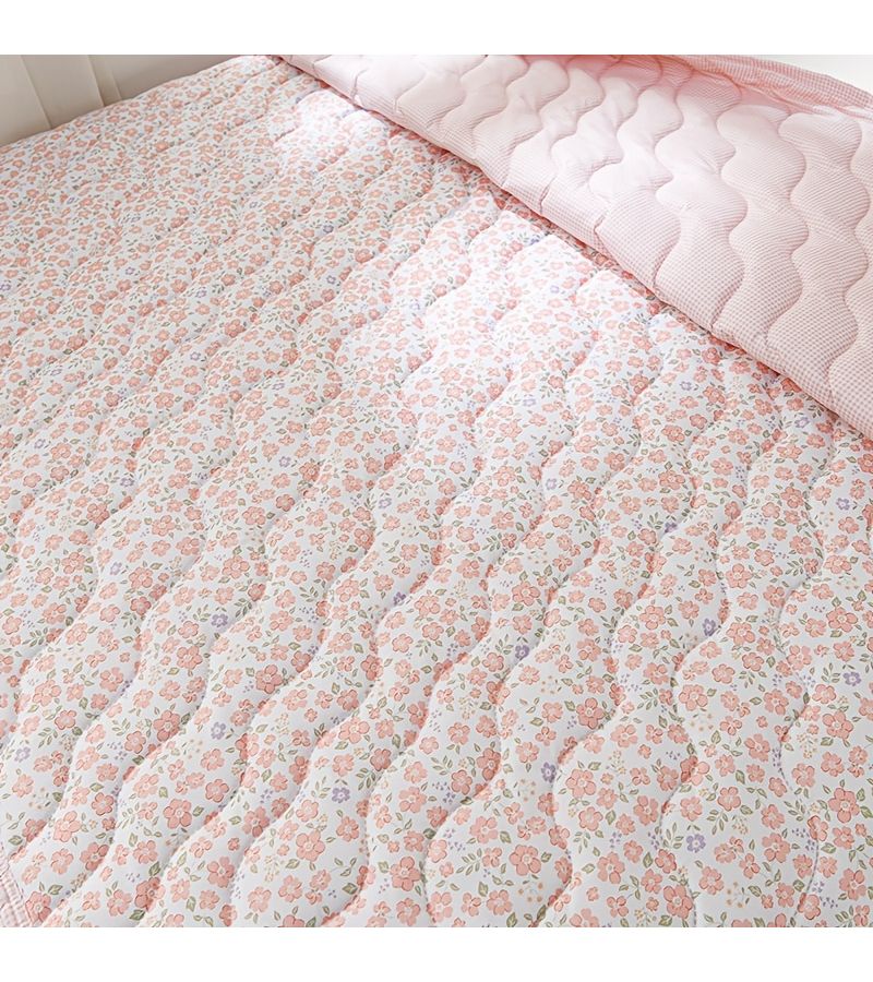 Spring Order Pink Summer Cooling Quilt Super Soft Breathable Nap Blanket 78.74x90.55 Inch - Image 2