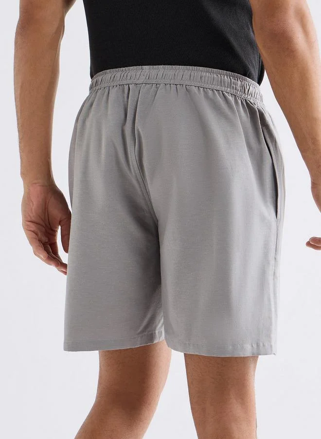 سبلاش فيڤ شورت سادة بخصر مرن ورباط وجيوب