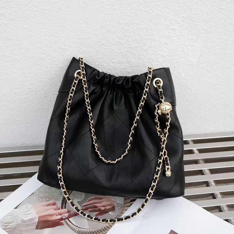 Xiangfeng Quilted Chain Bag 2025 Fashion Large-Capacity Bucket Bag Embroidered Plaid Shoulder Bag - Image 1