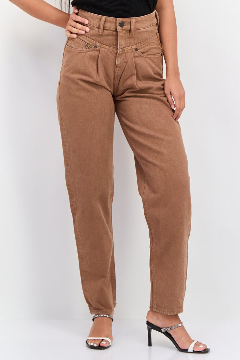 Waven Women 90s Tapered Fit Plain Non Stretch Jeans, Brown - Image 1