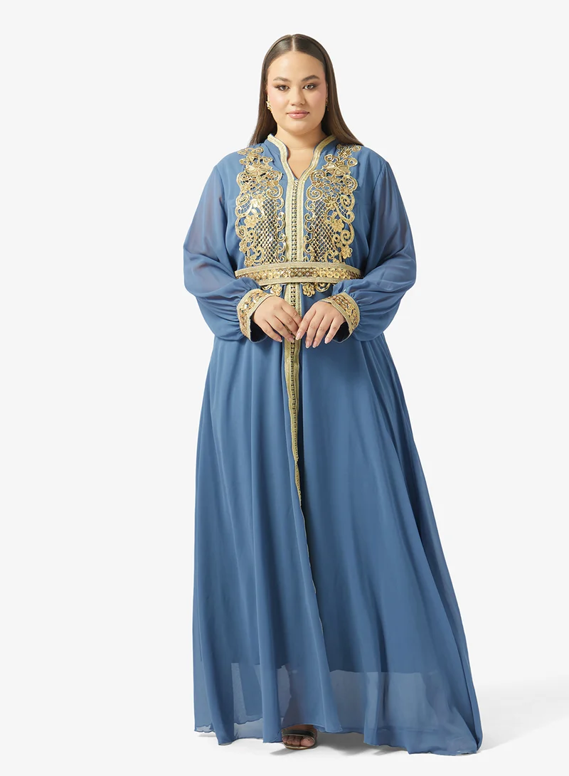 خزانة Plus Size Embellished Morrocan Dress
