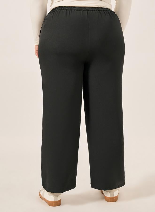 Styli Styli Plus Size Straight Leg Tapered Pants  - Image 3