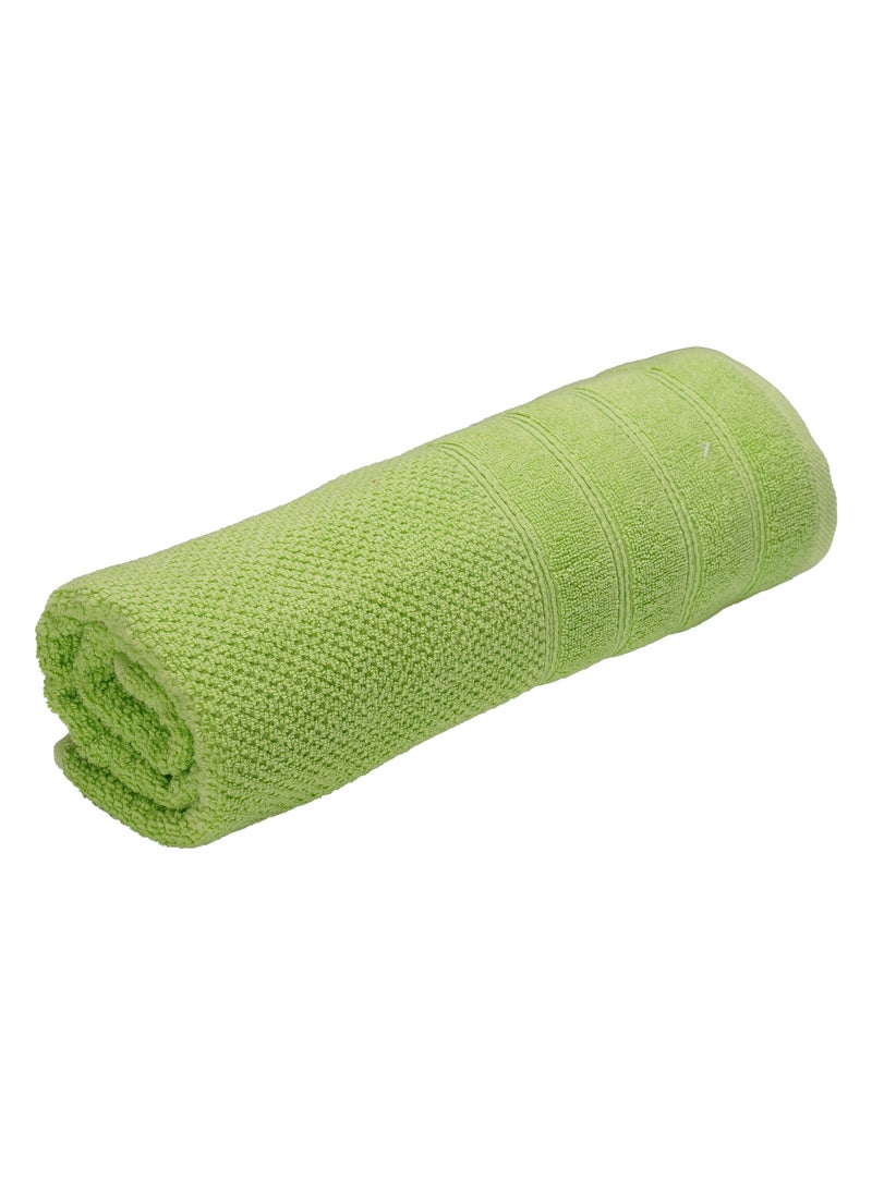 Home-Tex Design - Hometex Design Luxurious And Soft Green 550 GSM Bath Towel Perfect For Home and Home Decor - Image 1