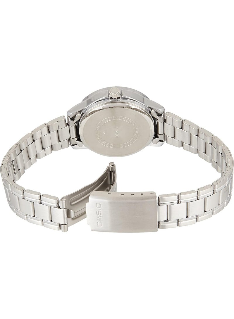 CASIO Analog Women’s Watch LTP‑V004D‑1BUDF, 35.2 mm Black Dial, Stainless Steel Case, Silver Stainless Steel Band, Water Resistant - Image 2