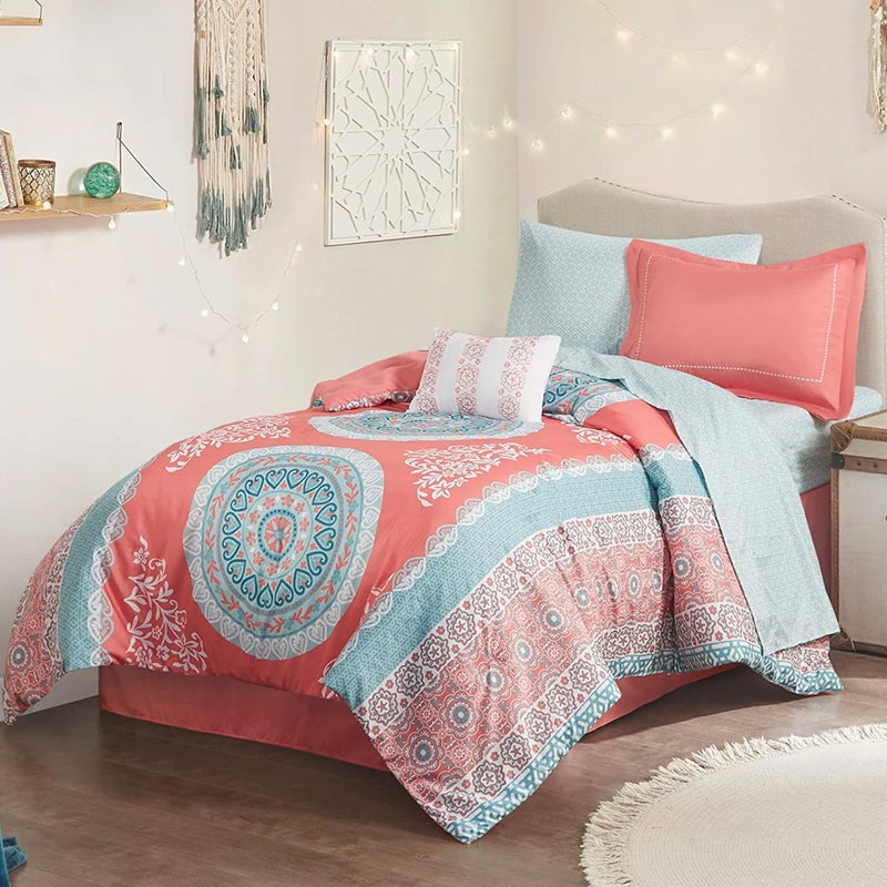Intelligent Design Complete Bed In A Bag Casual Boho Comforter with Sheet Set Decorative Pillow All Season Bedding Set Twin XL Loretta Coral 7 Piece