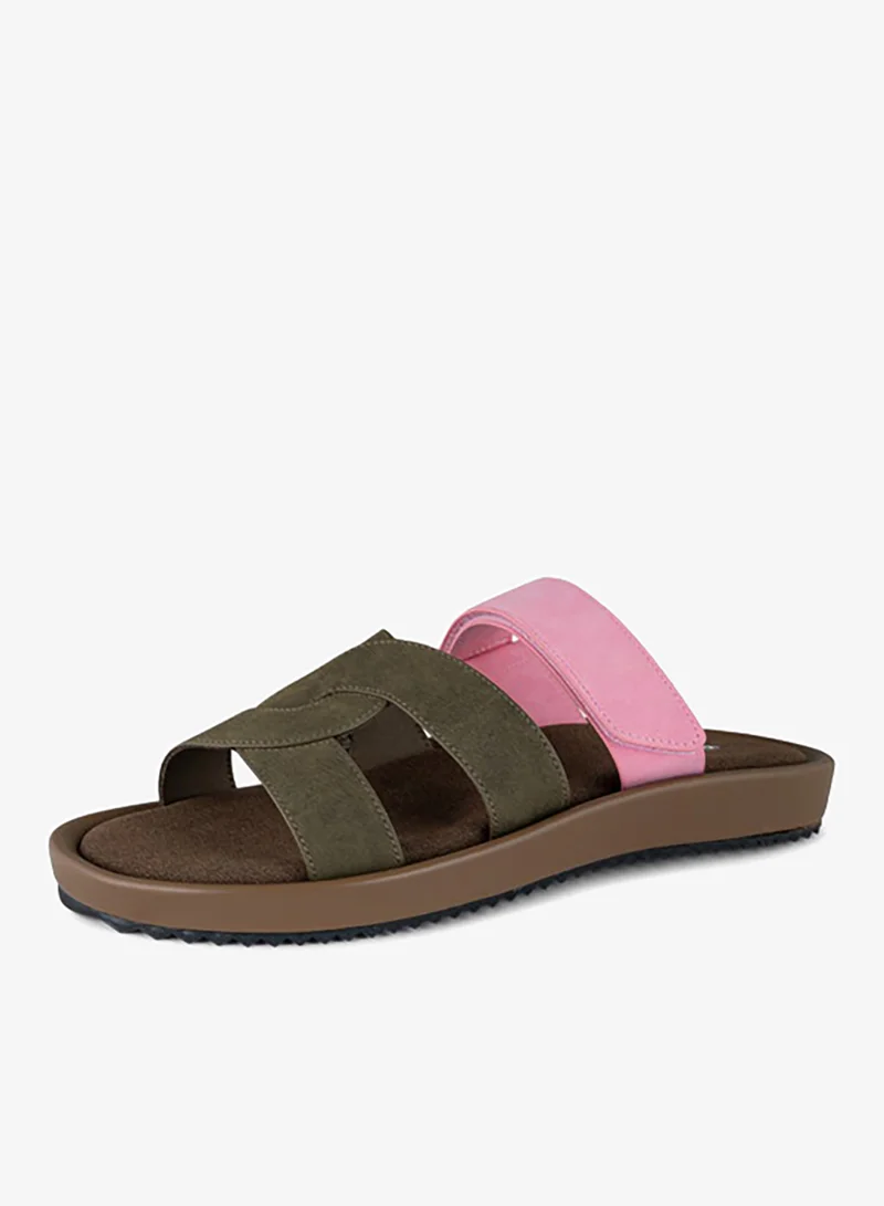 فينتشي صنادل نسائية متعددة الأحزمة ووتد