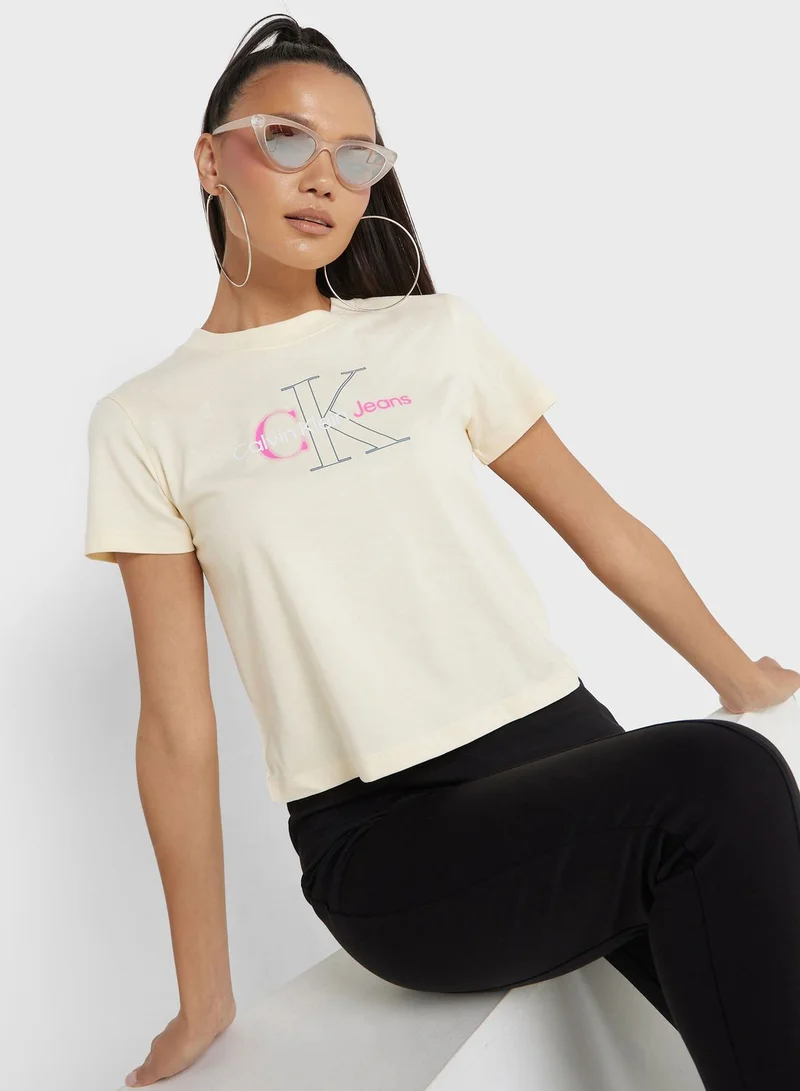 Calvin Klein Jeans Crew Neck Logo T-Shirt