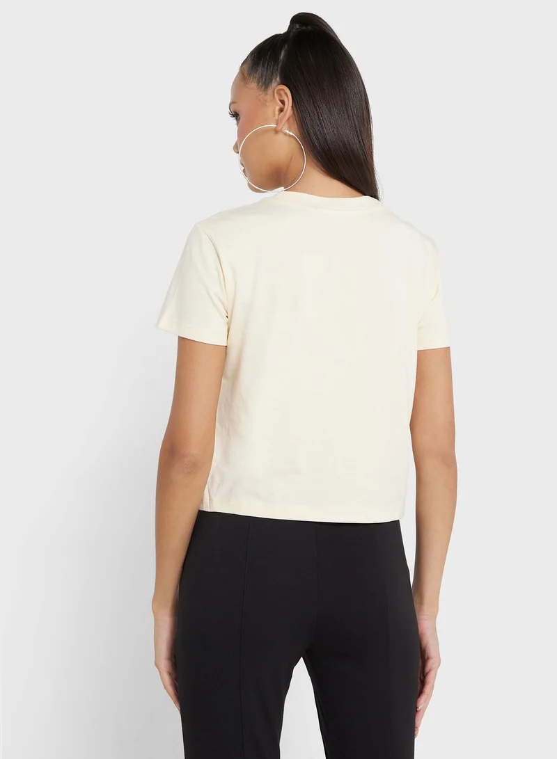 Calvin Klein Jeans Crew Neck Logo T-Shirt