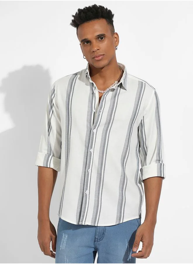 كامبوس سوترا Slim Collar Striped Regular Fit Shirt by Styli