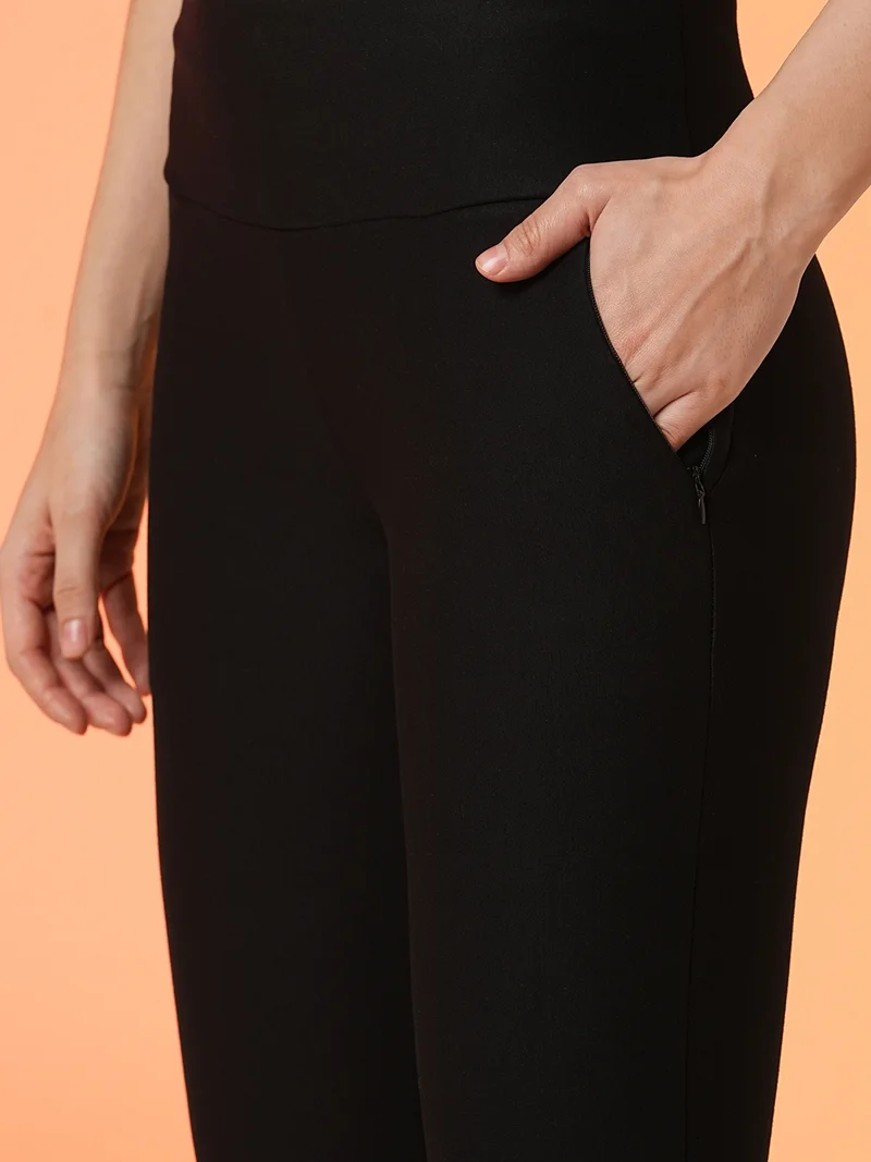 globus Women Stretchable Slim Fit Treggings With Zipper Pocket Closure