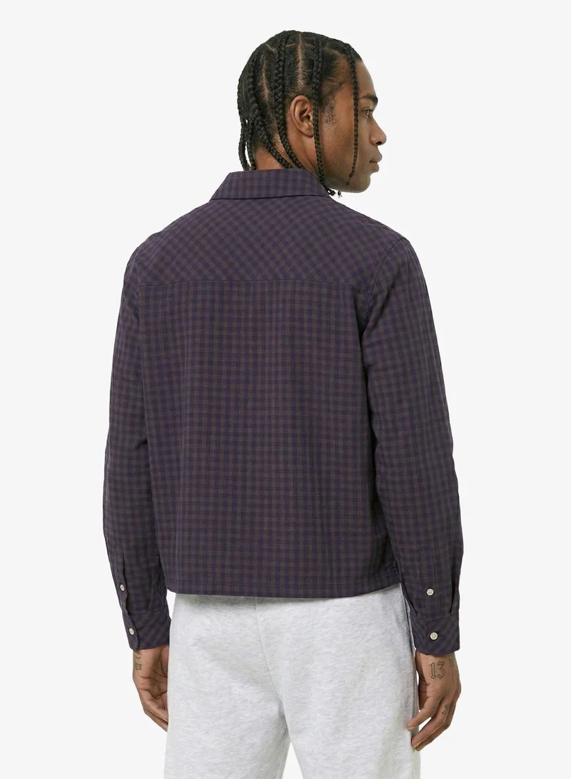 كارل كاني قميص كاروهات بتصميم مربع