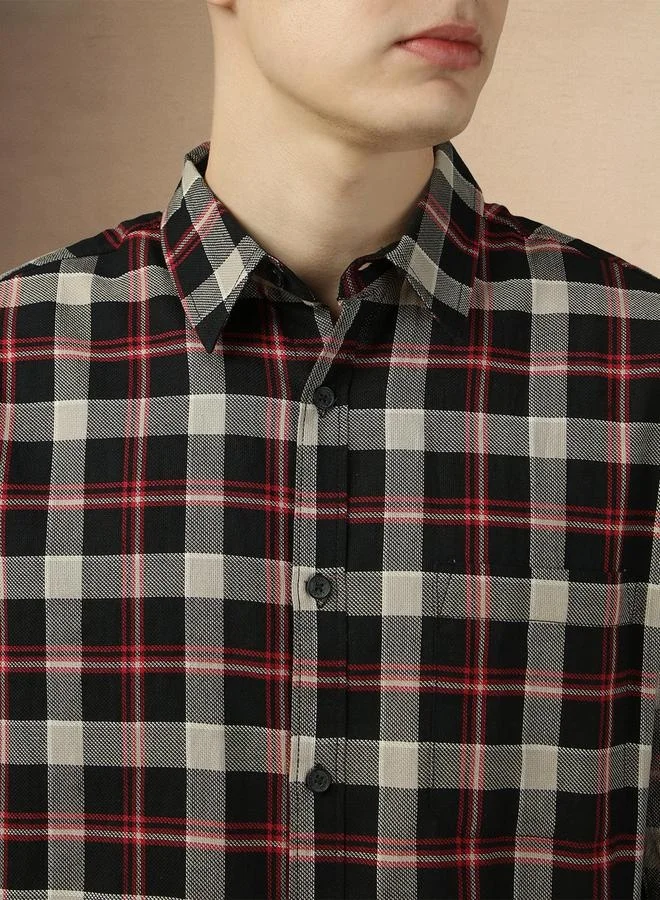 Dennis Lingo Dennis Lingo Checked Relaxed Fit Spread Collar Curved Hem Shirt