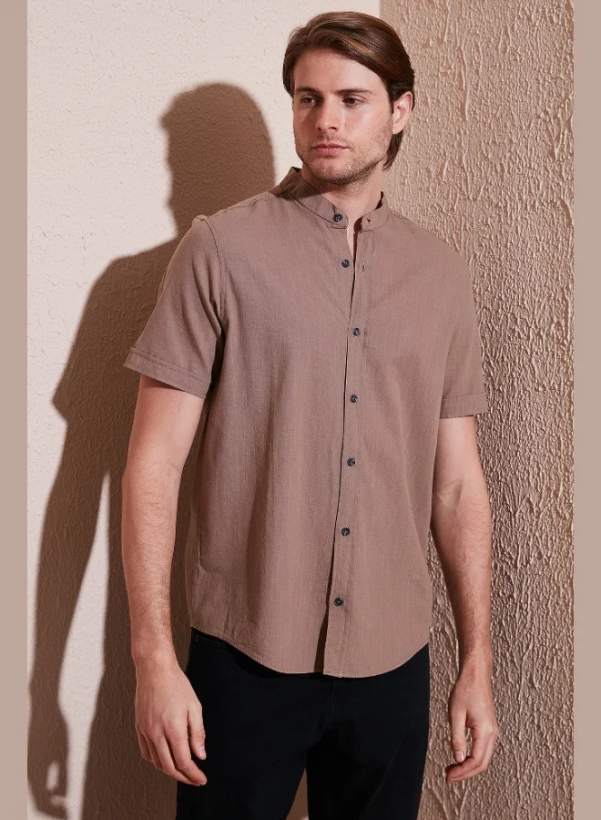 بوراتي قميص رجالي بياقة واقفة وأكمام قصيرة من القطن والكتان من بوراتي