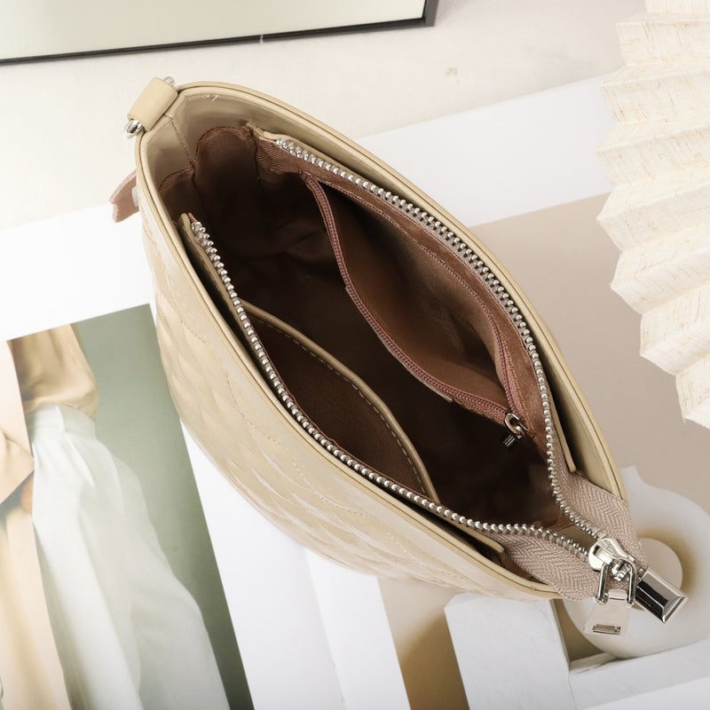 High-Grade Bucket Bag Head Layer Oil Wax Cowhide Small Chanel Style Rhomboid Bag Women'S Bag Genuine Leather Crossbody Shoulder 8168 - Image 5