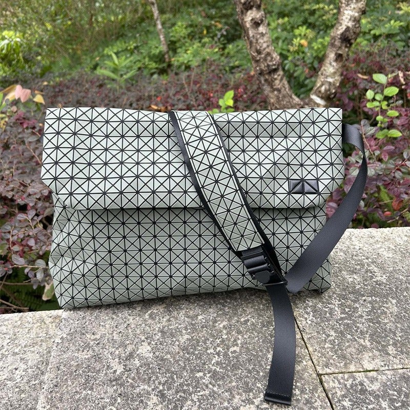 New Froggy Silicone Messenger Bag Geometric Rhomboid Unisex One-Shoulder Crossbody Briefcase - Image 5