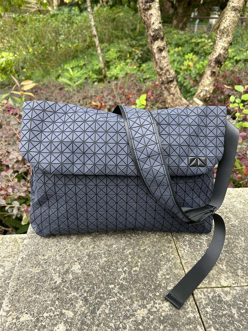 New Froggy Silicone Messenger Bag Geometric Rhomboid Unisex One-Shoulder Crossbody Briefcase - Image 1