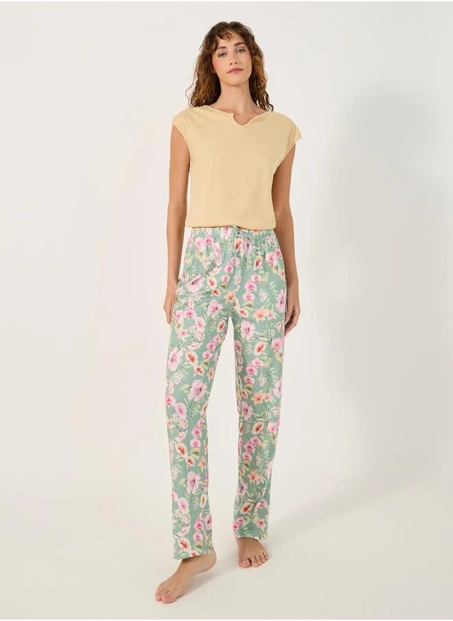 ستايلي Solid Gathered Shoulder Top and Printed Pyjama Pants Set