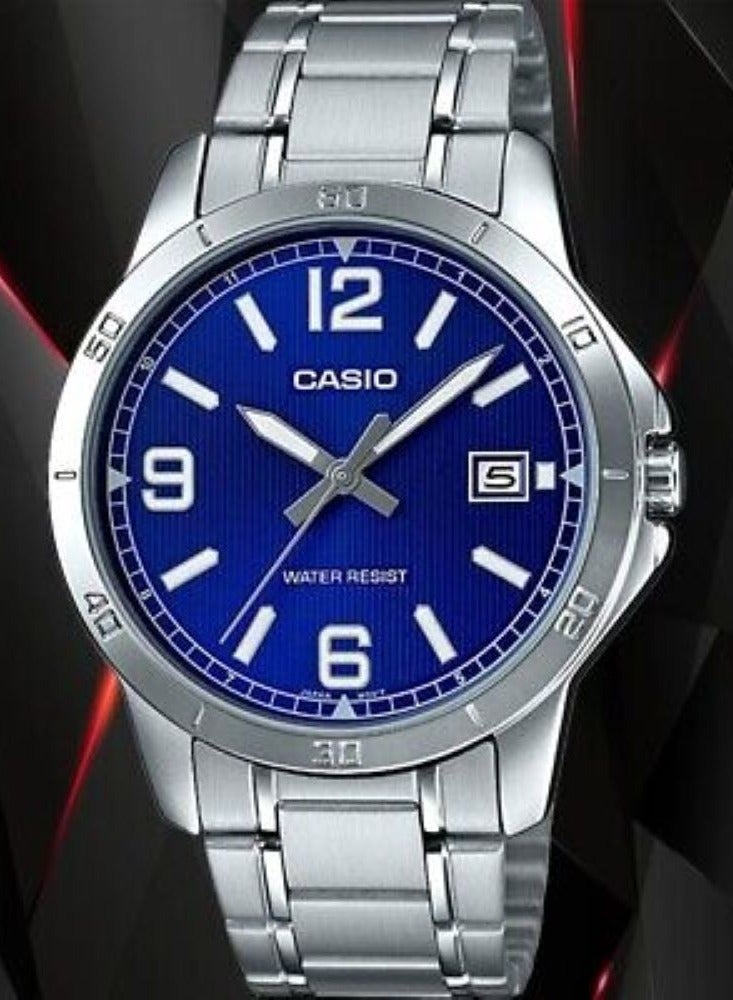 CASIO طقم ساعات زوجين أنالوج بمينا زرقاء وسوار من الفولاذ المقاوم للصدأ MTP/LTP-V004D-2b - Image 2