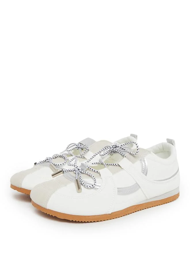Styli Solid Lace-Up Sneakers