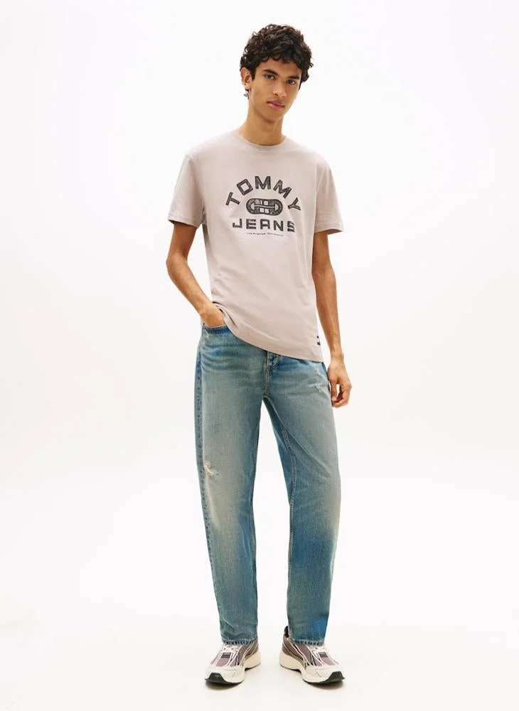 TOMMY JEANS  Graphic Crew Neck Jersey T-Shirt for Men | Best Price UAE