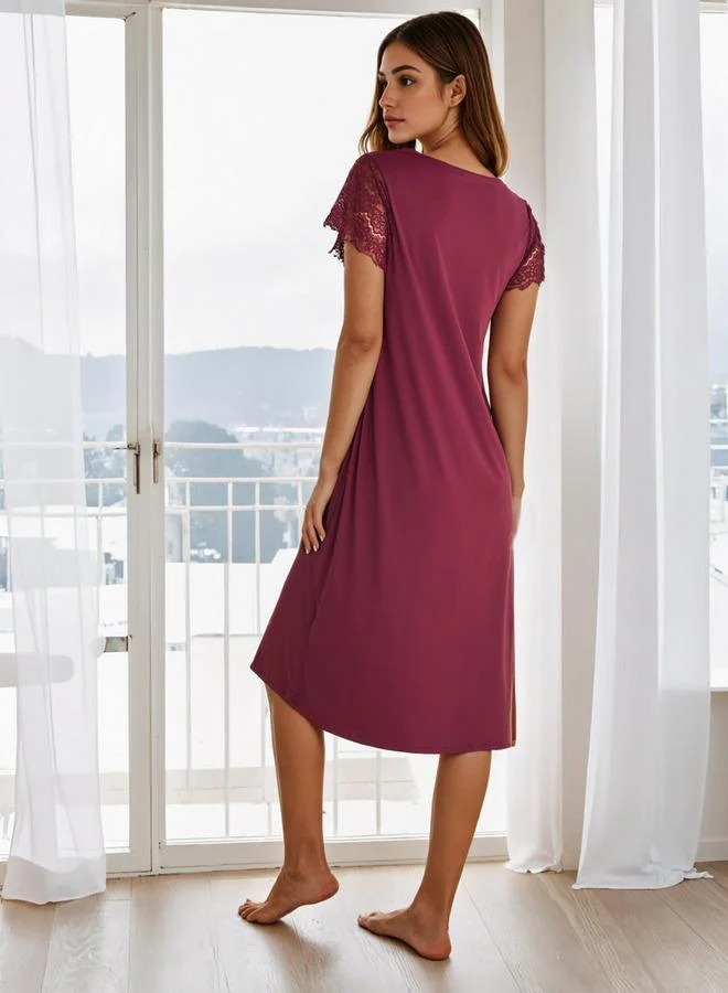 سبلاش فيڤ فستان نوم بياقة على شكل حرف  وأكمام دانتيل