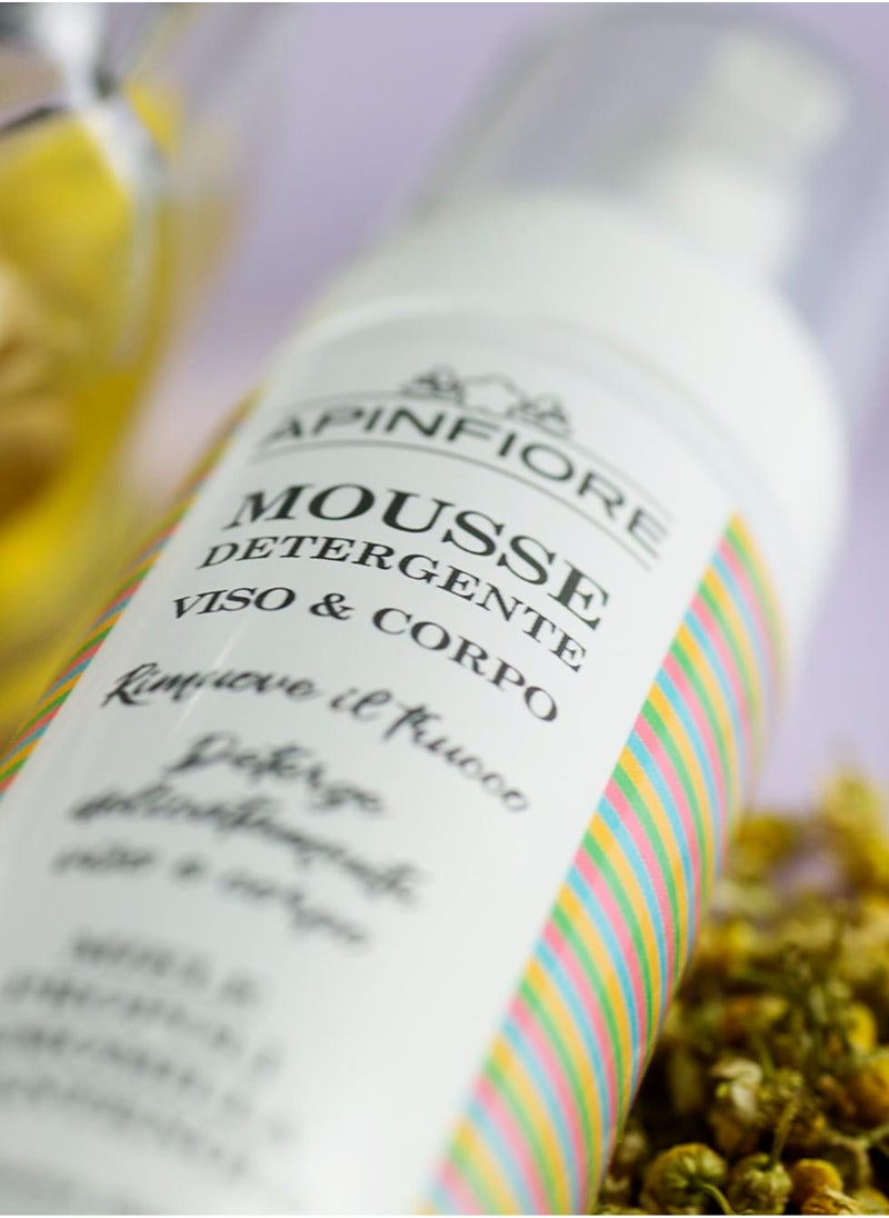 Face And Body Cleansing Mousse, Honey, Propolis, Chamomile 150ml