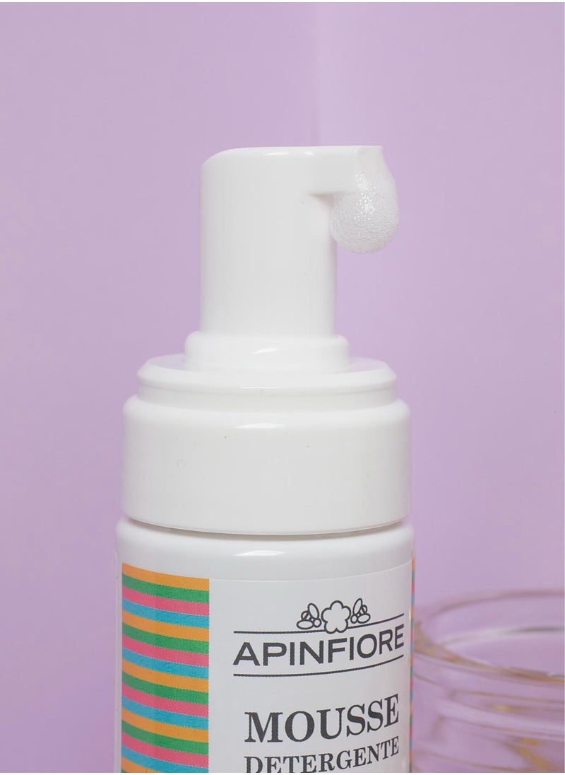 Face And Body Cleansing Mousse, Honey, Propolis, Chamomile 150ml