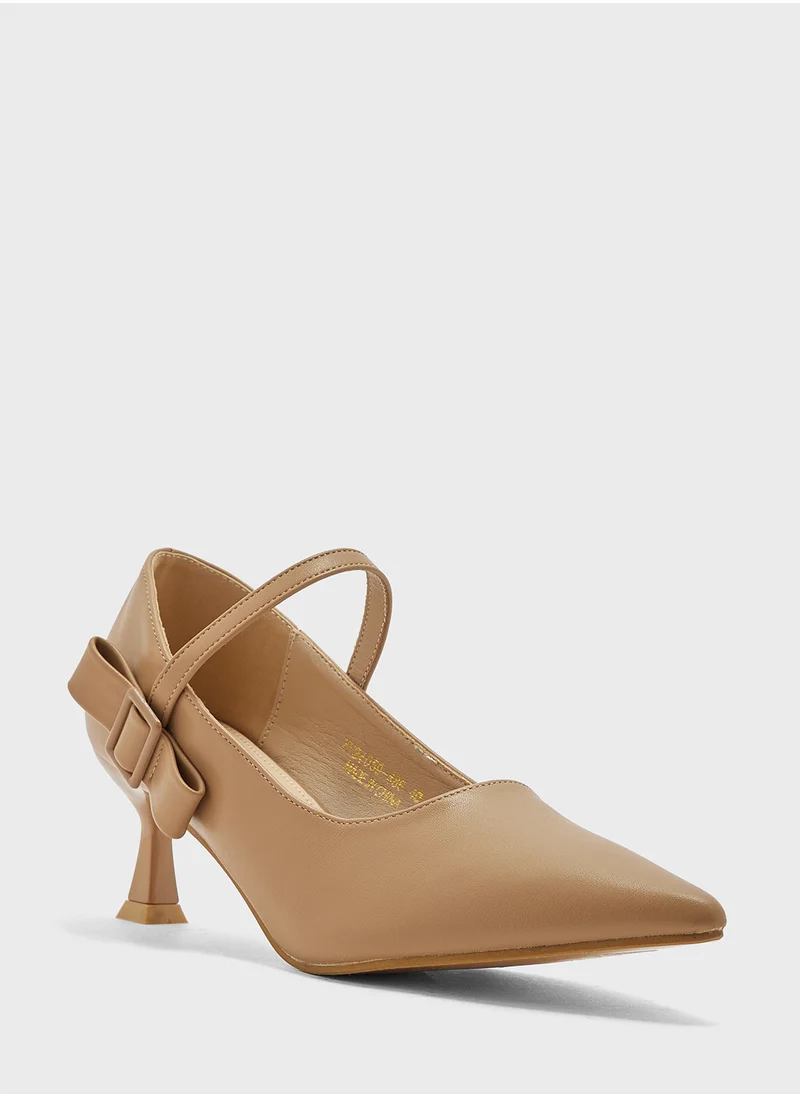 ايلا Pointy Mary Jane Bow Pump