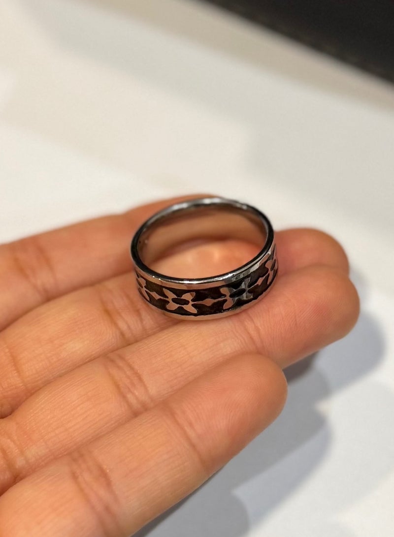 جوليري إيفريداي خاتم رجالي مصنوع من التيتانيوم ستيل المقاوم للصدأ مقاس 8 - Image 2