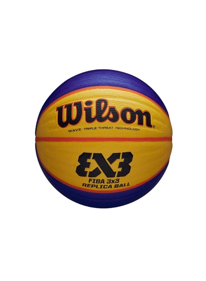 ويلسون كرة السلة Wilson FIBA ​​3X3 Replica PBR – كرة سلة خارجية بمقاس 6 (مطابق للمواصفات الرسمية)، تتميز بقلب مبطن، وقبضة مُحسَّنة، وغطاء مطاطي متين، وتصميم مستوحى من منافسات FIBA ​​3X3، مما يجعلها مثالية للتدريب. - Image 3