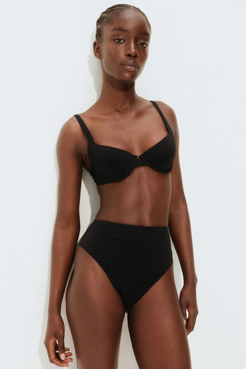 اتش اند ام سروال بيكيني بقصّة شيكي وخصر عالي