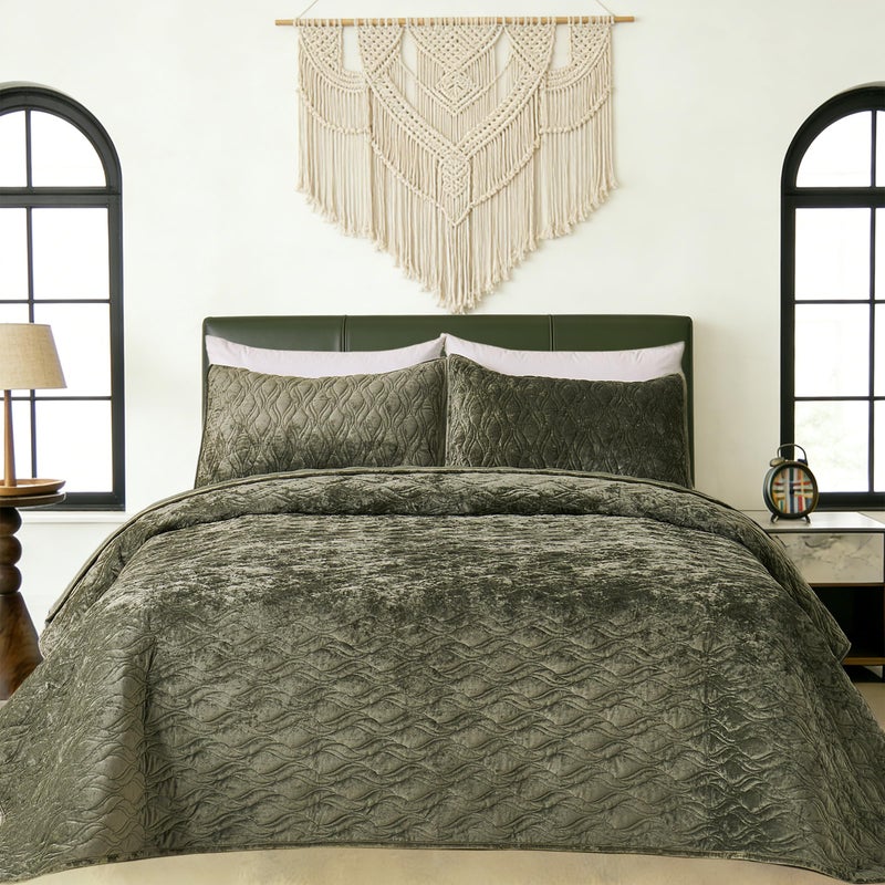 LR Rocaloca Luxury Oversized King Quilt 120x120 Bedspreads Coverlet Bedding Set Velvet Comforter King Size 3 Pieces Set with 1 Quilted Beauty Bedspreads and 2 Pillow Shams 20x36,Army Green - Image 1