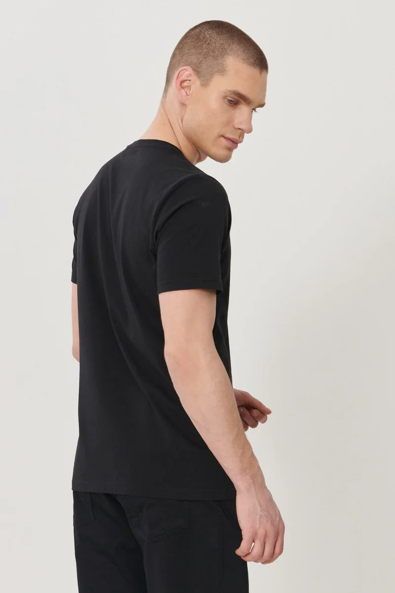 رانجلر Men's Black Regular Fit Crew Neck T-Shirt