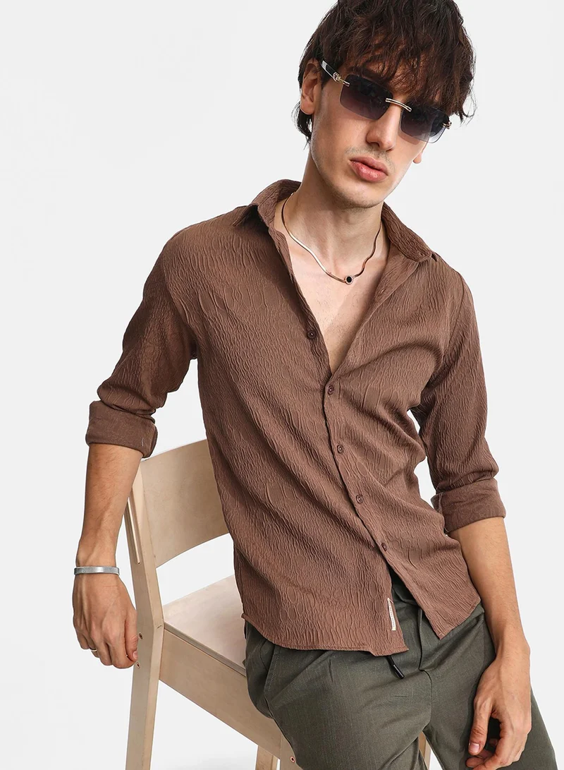 كامبوس سوترا قميص رجالي بني رمادي بنقوش عروق للملابس الكاجوال بياقة واسعة وأكمام طويلة وإغلاق بالأزرار ومقاس مريح للارتداء اليومي