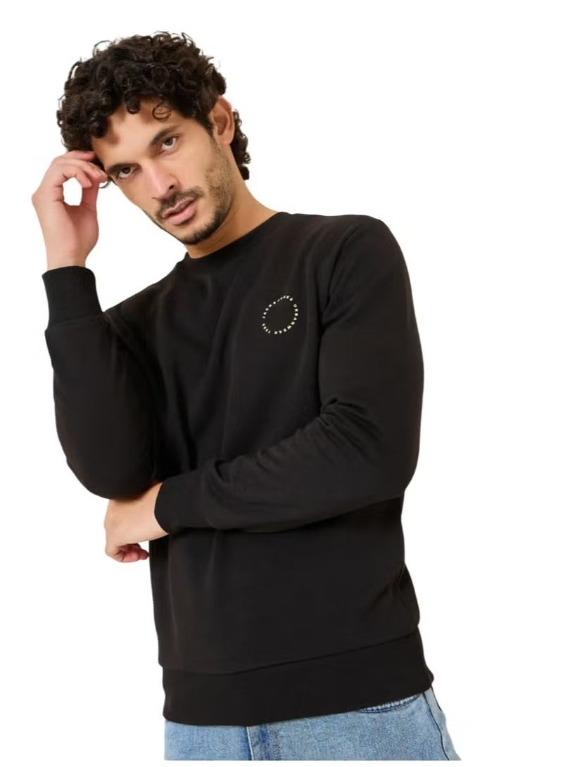 جاك وجونز جونيور سويت شيرت مزين بشعار بياقة دائرية للأطفال - Image 1