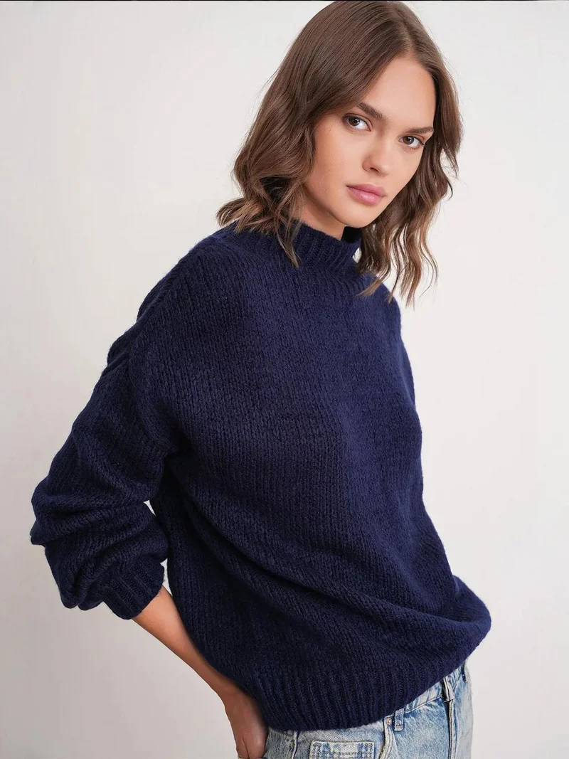 Mixray Navy Blue Mixray Relaxed Fit Crew Neck Thick Knit Sweater for Women | Best Price UAE
