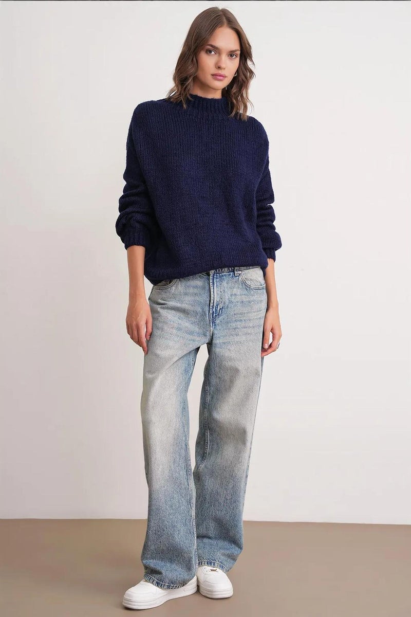 Mixray Relaxed Fit Crew Neck Thick Knit Sweater - Image 2