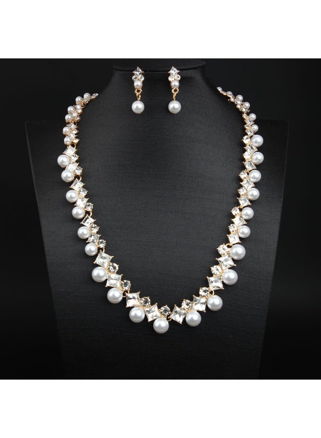 NIBEMINENT Versatile Pearl and Diamond-Studded Clavicle Short Necklace and Earring Set