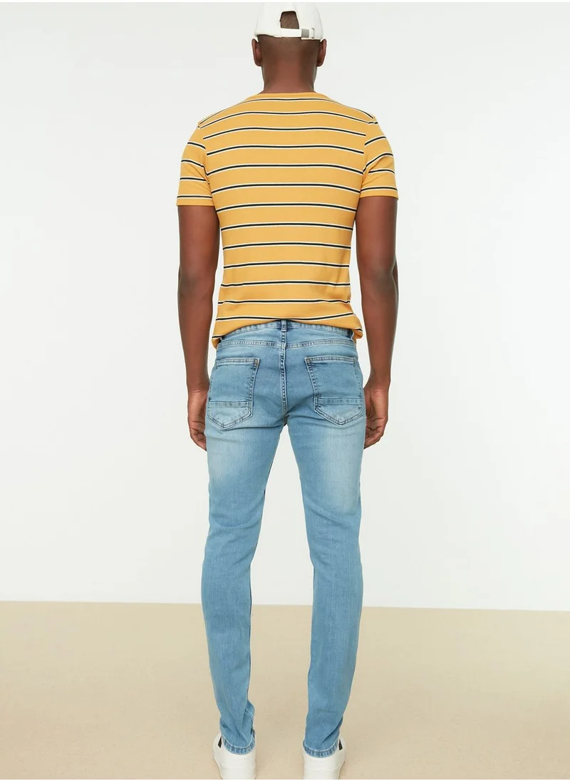 trendyol Distressed Skinny Fit Jeans