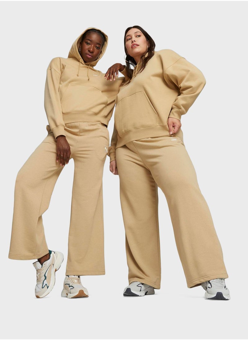PUMA - Classics Relaxed Sweatpants - Image 1