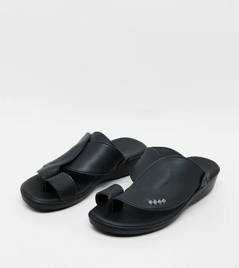 STEVE MADDEN  Omani Sandal Black Men's Sandals for Men | Best Price UAE