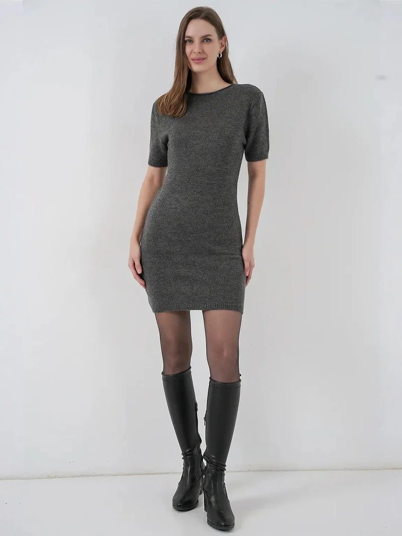 بيغ دارت فستان تريكو صغير أساسي من