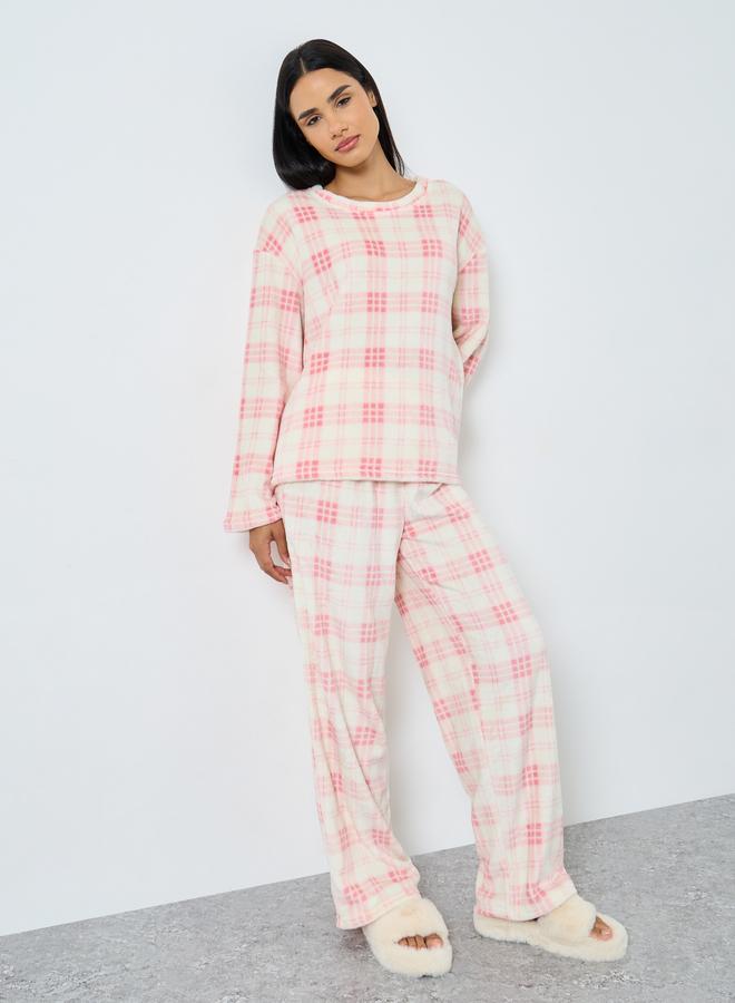 ستايلي طقم بيجاما من بنطال وبلوزة فليس بطبعة مربعات - Image 1