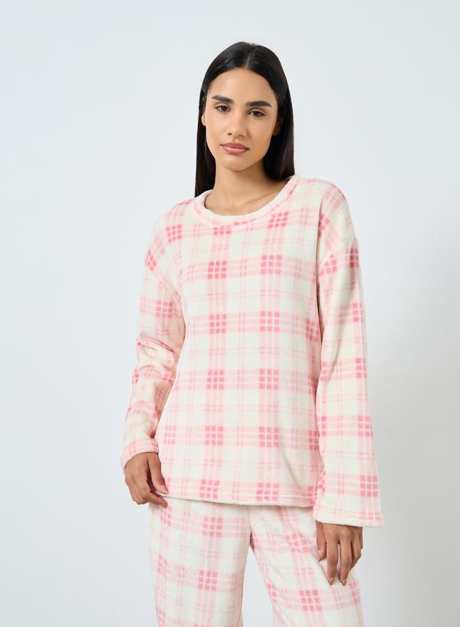 ستايلي طقم بيجاما من بنطال وبلوزة فليس بطبعة مربعات - Image 2