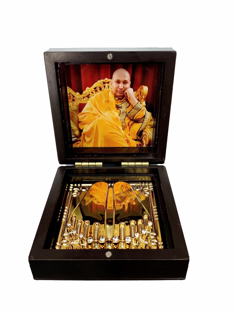 MAPLE Guru Ji Charan Paduka |Guruji Swaroop Wooden Gold Plated | Guru Ji Devotional Charan Paduka | Guru Ji Prayer Box With Mahadev And Waheguru | Has Divine Fragrance (Small Size) - Image 5