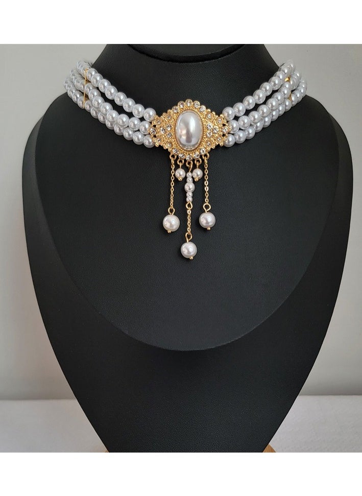 KUYING Vintage Pearl Studded Diamond Necklace 